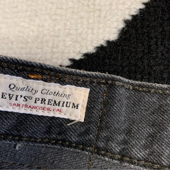 Levi’s Premium Original 501 Button Fly Jean Shorts Raw Hem Denim Size 27 - Picture 14 of 16